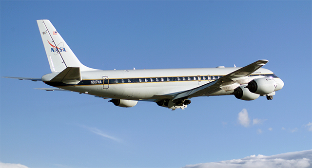 Avión NASA DC-8