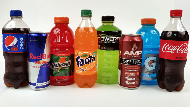 Algunas bebidas endulzadas, consideradas el alimento más peligroso Algunas bebidas endulzadas, consideradas el alimento más peligroso